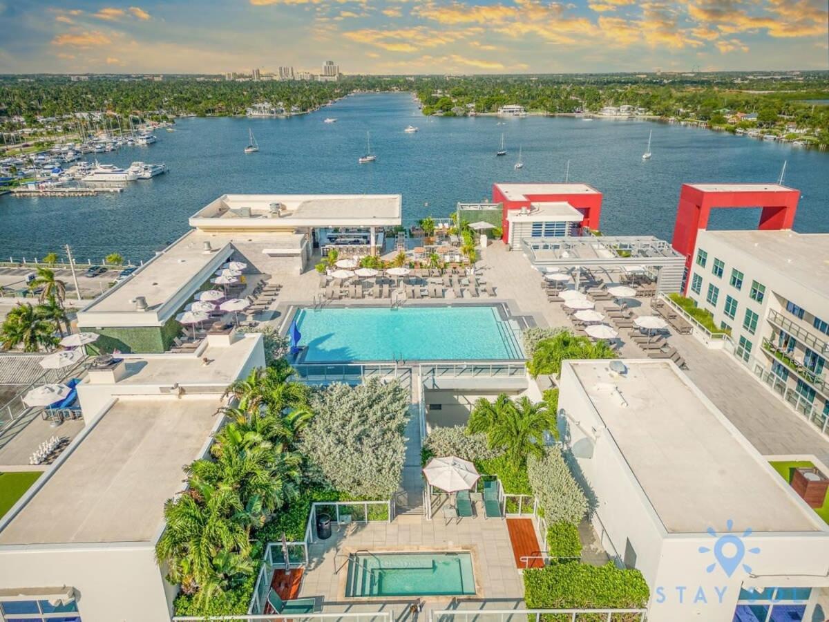Lx Oasis Beachfront-Rt Infinity Pool Холивуд Екстериор снимка