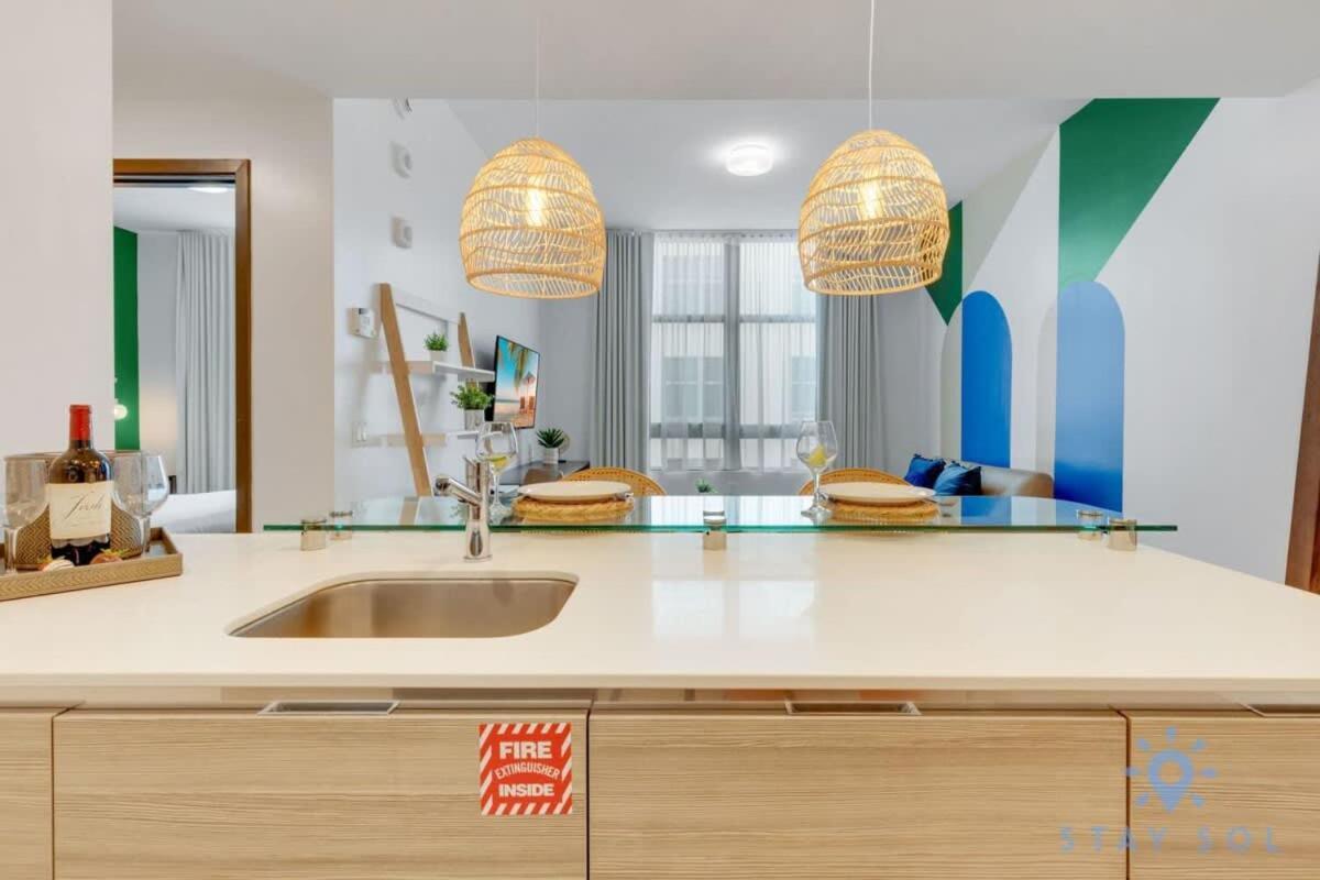 Lx Oasis Beachfront-Rt Infinity Pool Холивуд Екстериор снимка